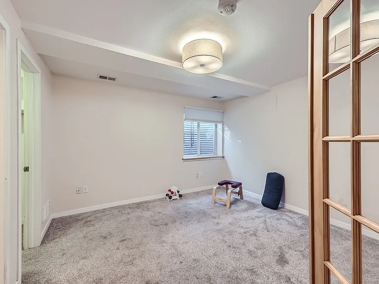 410 Owl Dr — Photo 13