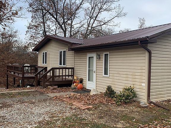 2nd image of 10018 Wildflower Dr