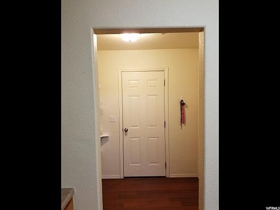 3rd image of 227 S Spanish Fields Dr