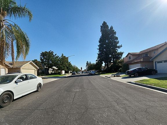 5th image of 3589 N Saratoga Ave