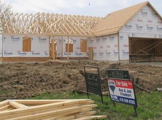 9821 Glenmar Pkwy, Findlay, OH 45840