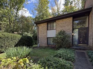 11008 Saffold Way, Reston, VA 20190