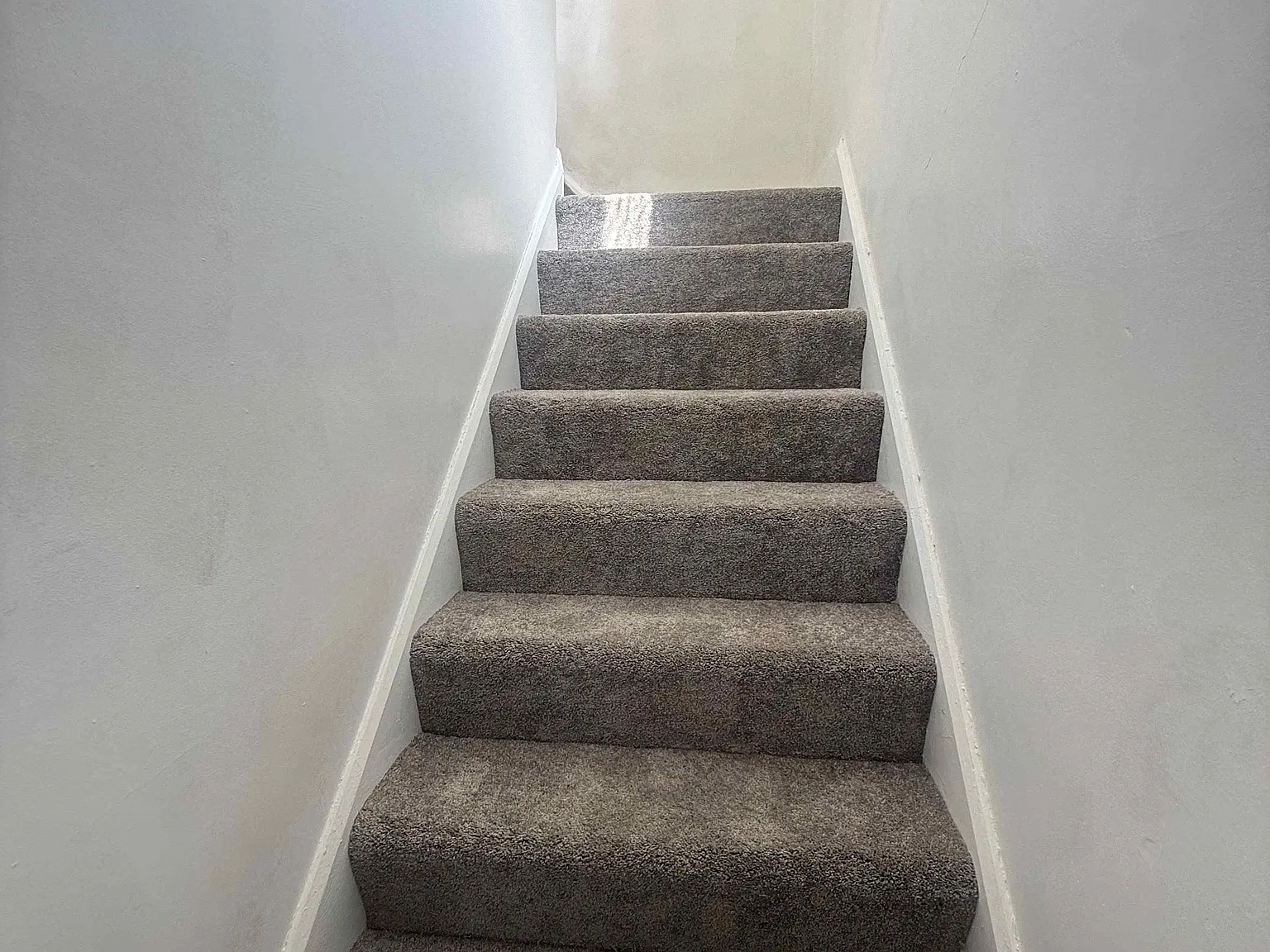 1 bed, 1.0 bath, 1000 sqft, $1,050 — Photo 4