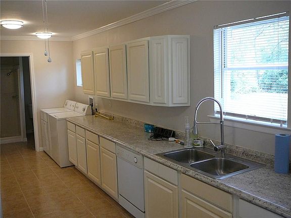 2nd image of 13945 Charcoal Ln
