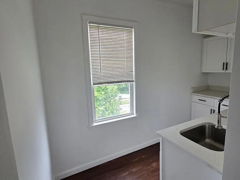 38 Fox St #3 — Photo 17