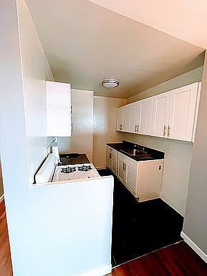 1st image of 77 Sullivan Pl #7EE