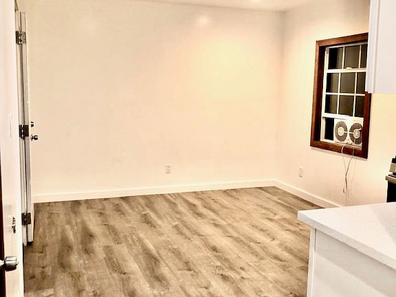 5th image of 4322 E Cesar E Chavez Ave #2