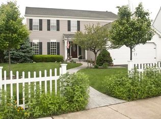 857 Dugout Trl, Carol Stream, IL 60188