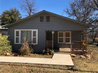 505 N Carr Ave, Wynnewood, OK 73098