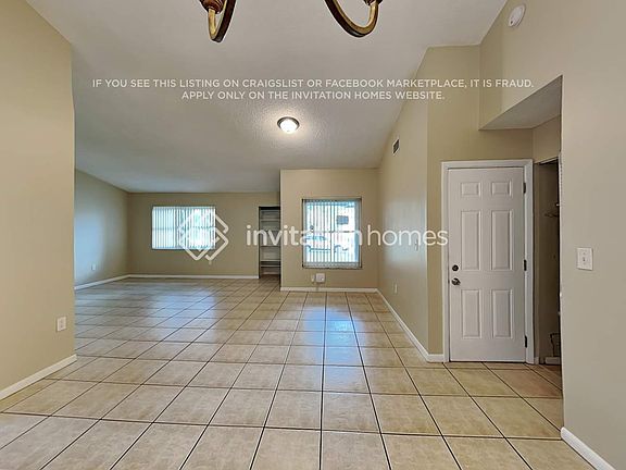 4th image of 6220 Gauntlet Hall Ln