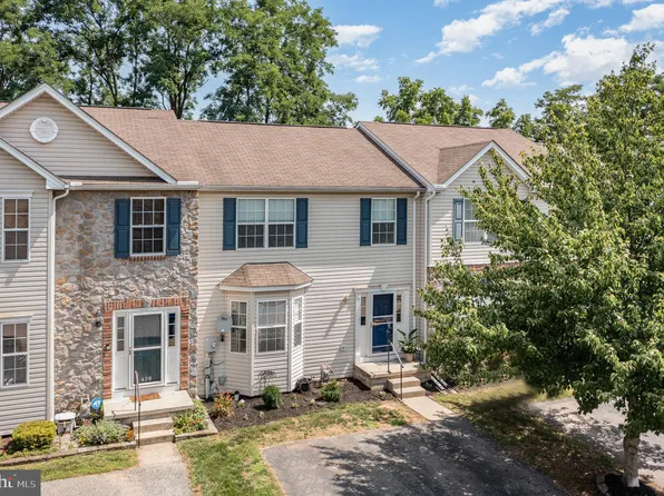 430 Madison Dr, Shrewsbury, PA 17361