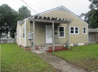 1788 Pass Rd, Biloxi, MS 39531