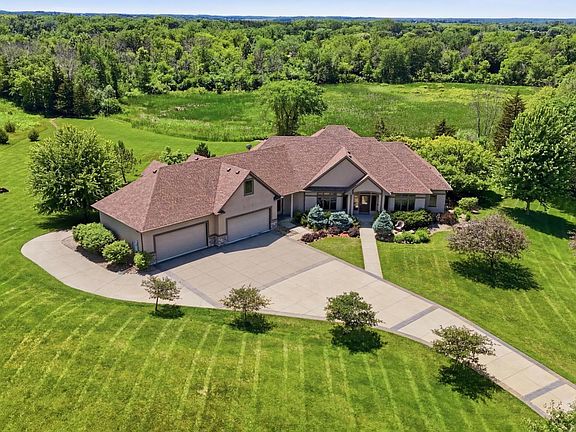 4th image of 22720 Sweeney Ln