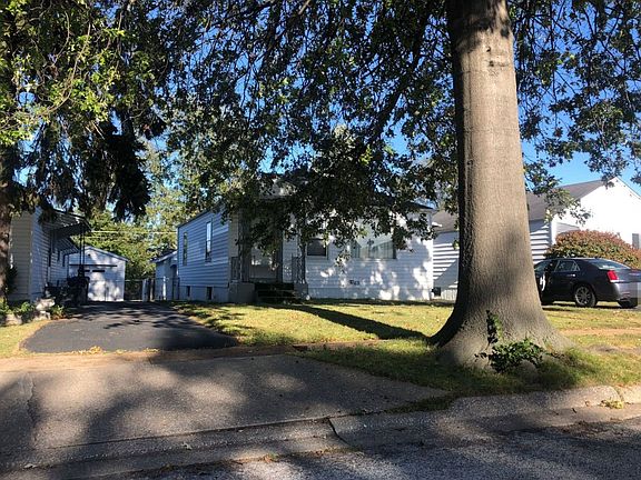 2nd image of 10705 Saint Stephen Ln