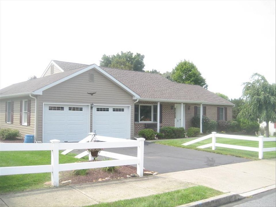 1st image of 580 Buckingham Dr