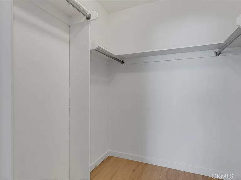 5142 Zelzah Ave #25 — Photo 15