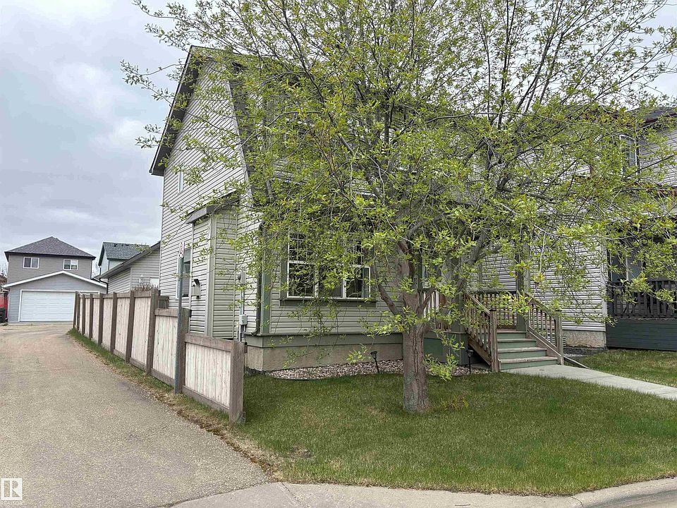1st image of 67 Summerfield Point E