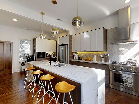 5th image of 1630 W Carmen Ave #2