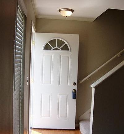 2nd image of 415 Marquis Ave Suite 101