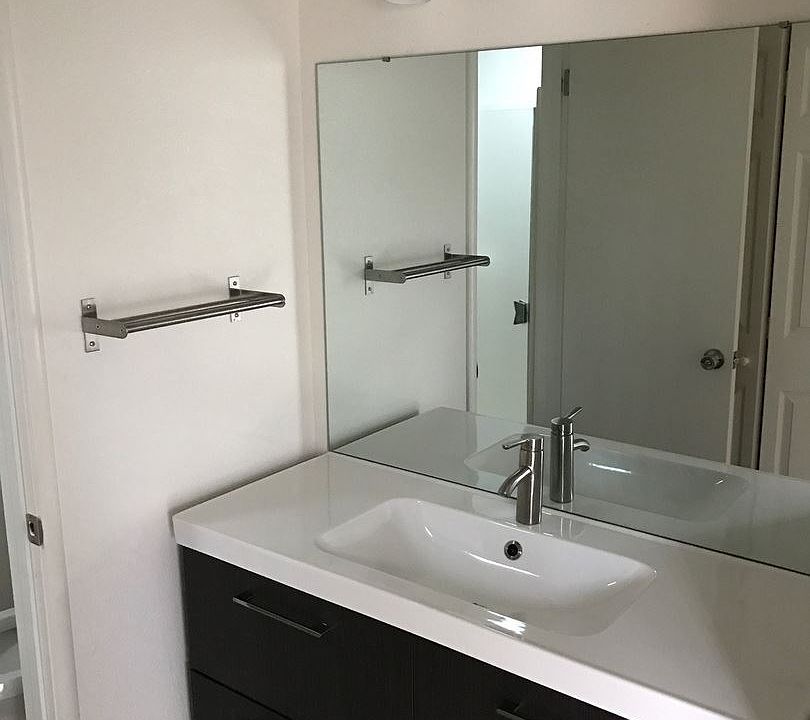 1st image of 1918 S Pride St