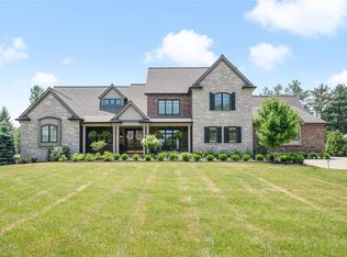 11428 Clayton Rd, Saint Louis, MO 63131