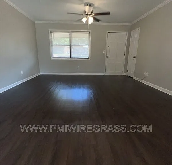 119 Sharon Ct — Photo 15