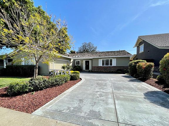 3rd image of 1760 Marina Way