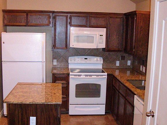 5th image of 4706 Passion Flower Blvd APT B