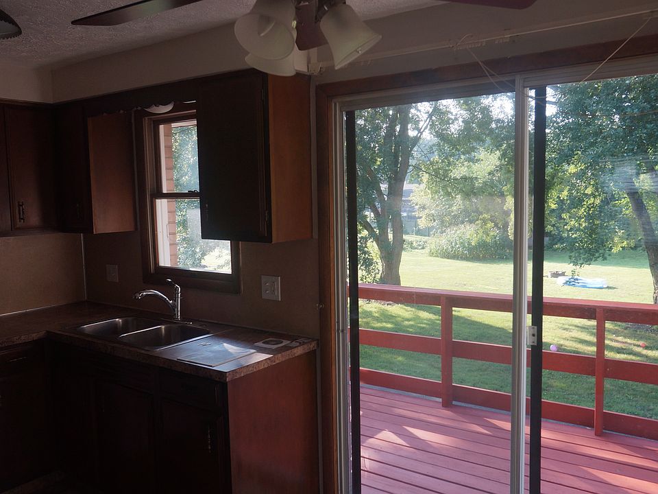Kitchen with deck