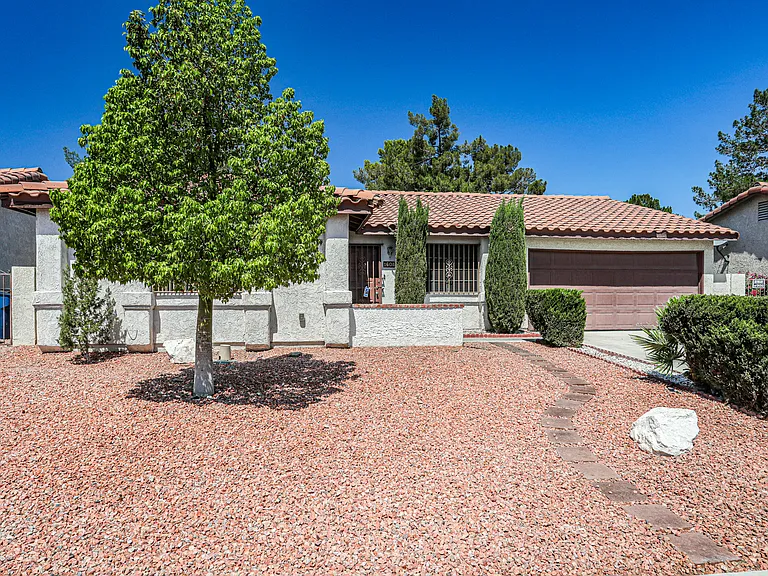 1608 Barrel Cactus Ct — Photo 1