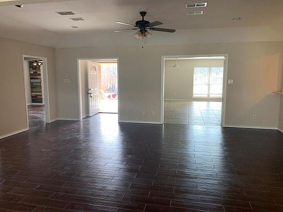 3rd image of 5006 Tahoka Dr