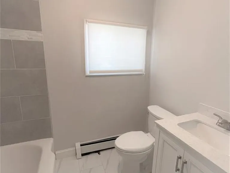 10 Treadwell St — Photo 11