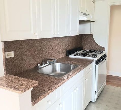2nd image of 3301 Nostrand Ave #Z3h