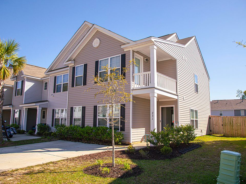 1st image of 231 Spencer Cir