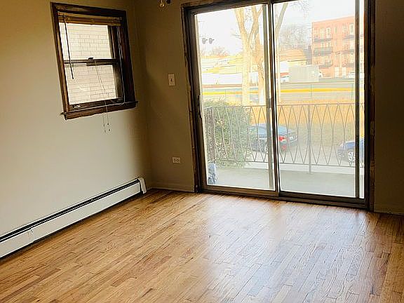 3rd image of 7709 W Marwood Ave