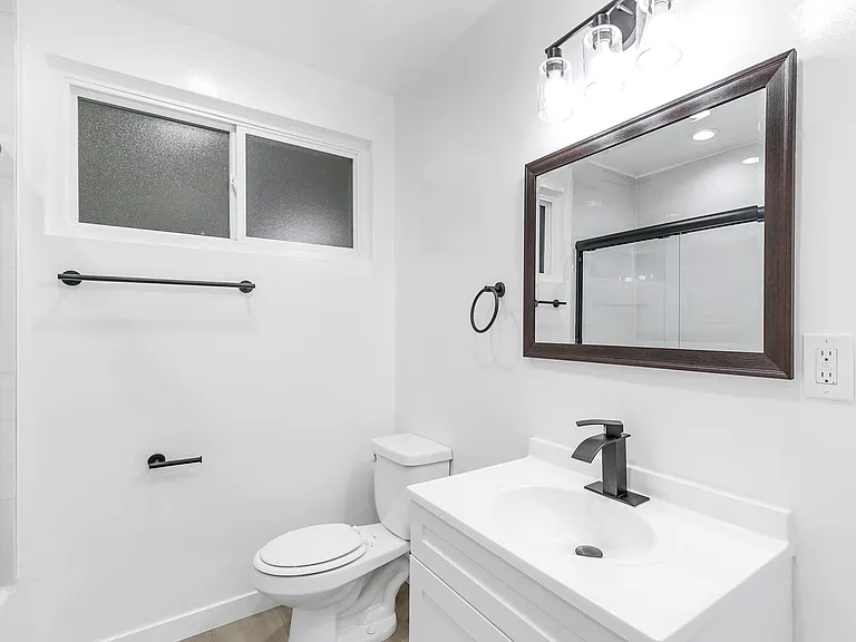 1138 Cardiff Avenue — Photo 22