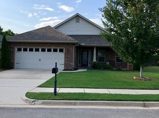 2407 Habersham Dr SE, Owens Cross Roads, AL 35763