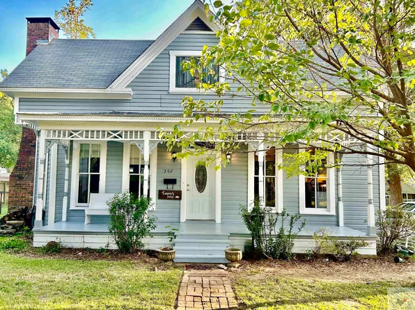 302 E 19th St, Texarkana, AR 71854