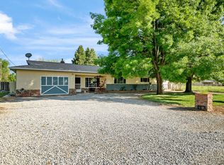 21169 Shelly Ln, Anderson, CA 96007