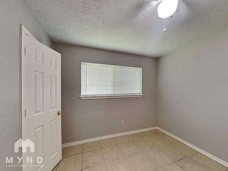 12615 Enchanted Path Dr — Photo 16