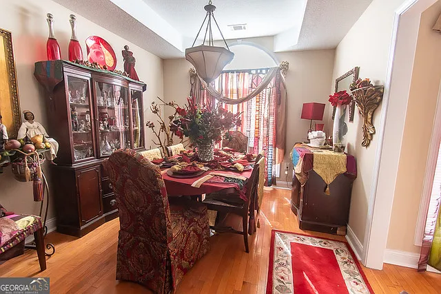 4 bed, 3.0 bath, 2841 sqft, $2,600 — Photo 4
