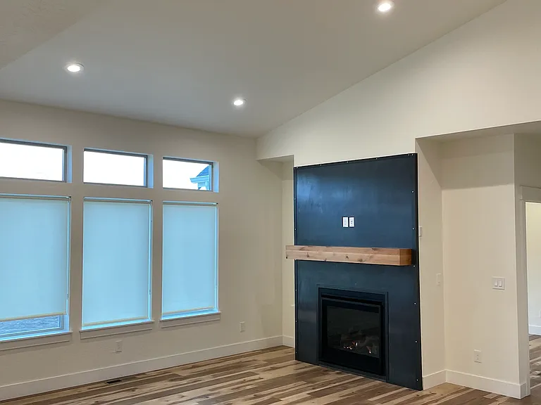 1702 E Metler Ln — Photo 19