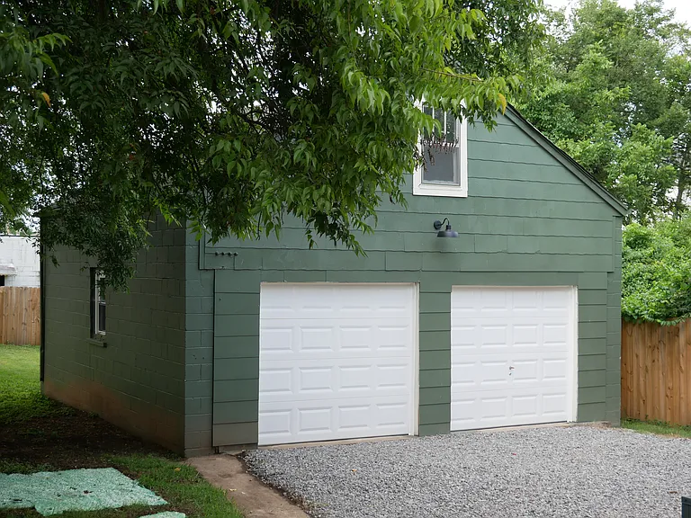 129 Harrington Ave — Photo 25