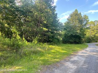 Peckerwood Rd, Jacksons Gap, AL 36861