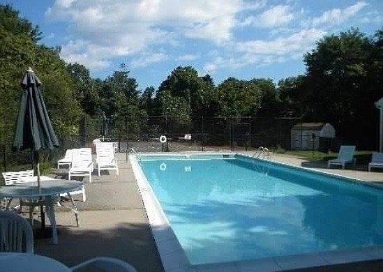 1st image of 21 Spinnaker Ln