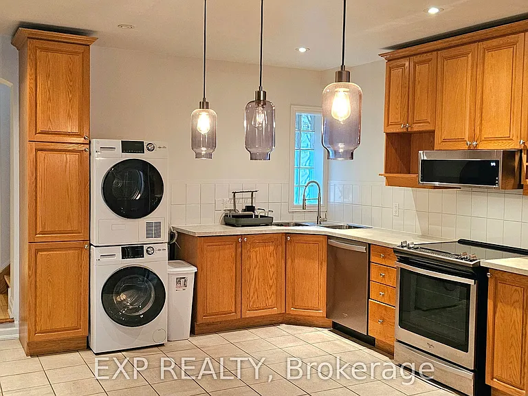 215A Chambers Ave — Photo 7