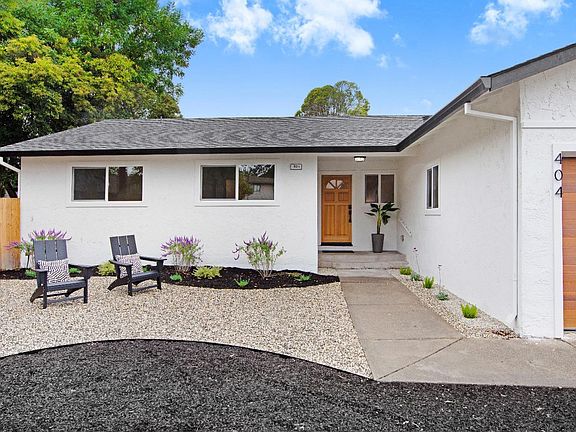 2nd image of 404 Santa Barbara Court