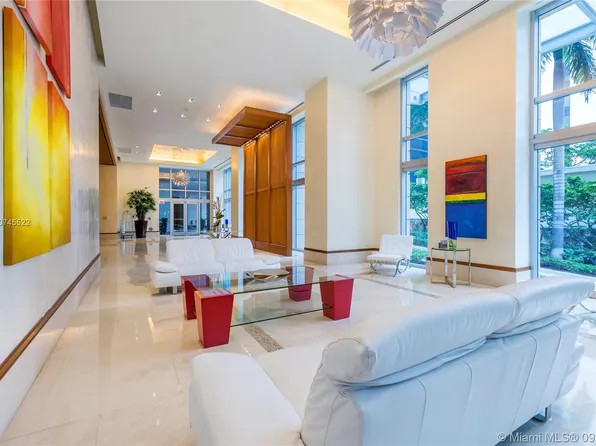 1050 Brickell Ave, Miami, FL