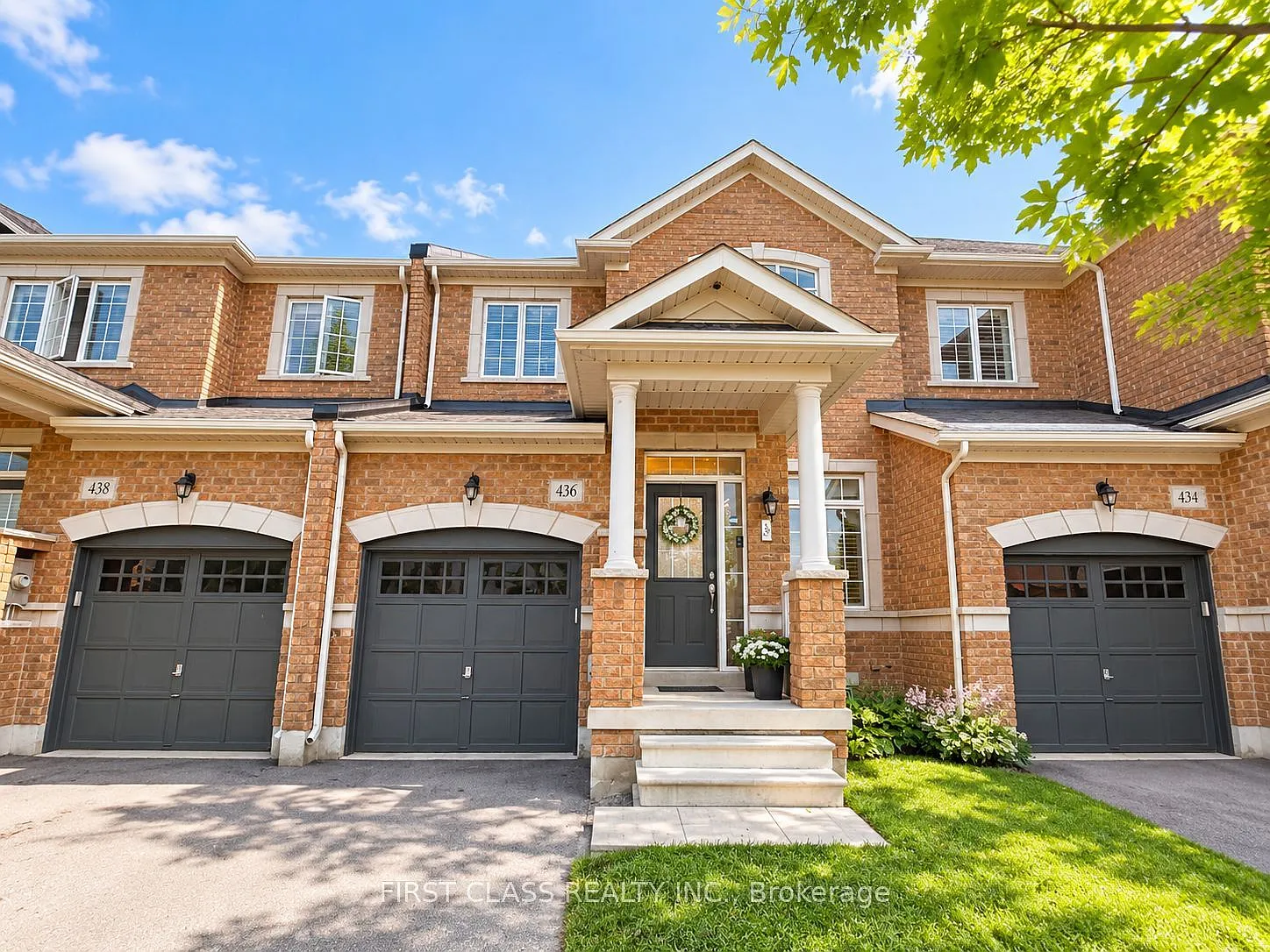 3 bed, $3,580 — Photo 1