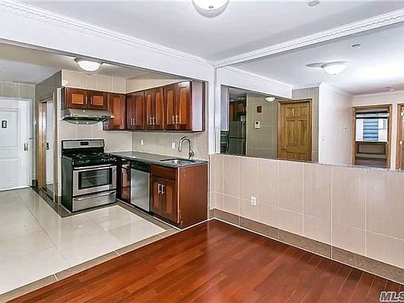 2nd image of 37-20 Prince St #6C